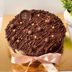 Choco Ribbon Crunch Cake
